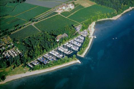 Liegeplatz im Yachthafen Schloss Kirchberg