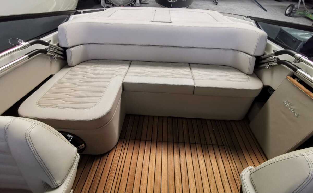 Cranchi E26 Classic(6)