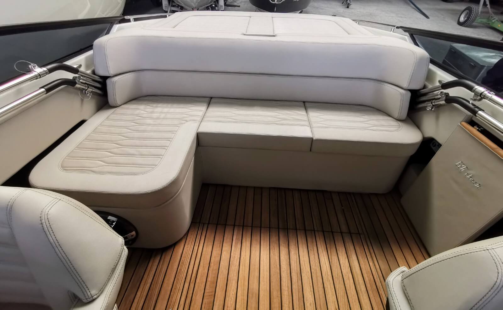 Cranchi E26 Classic(6)