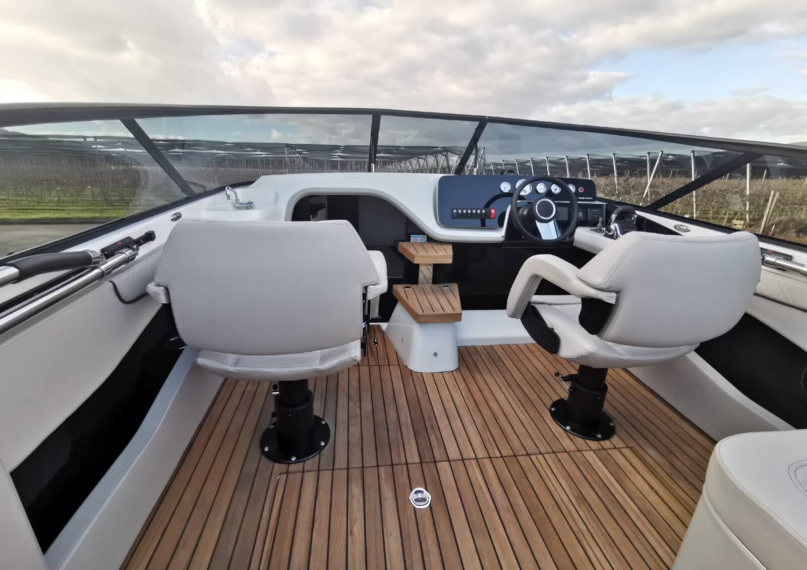 Cranchi E26 Classic(7)