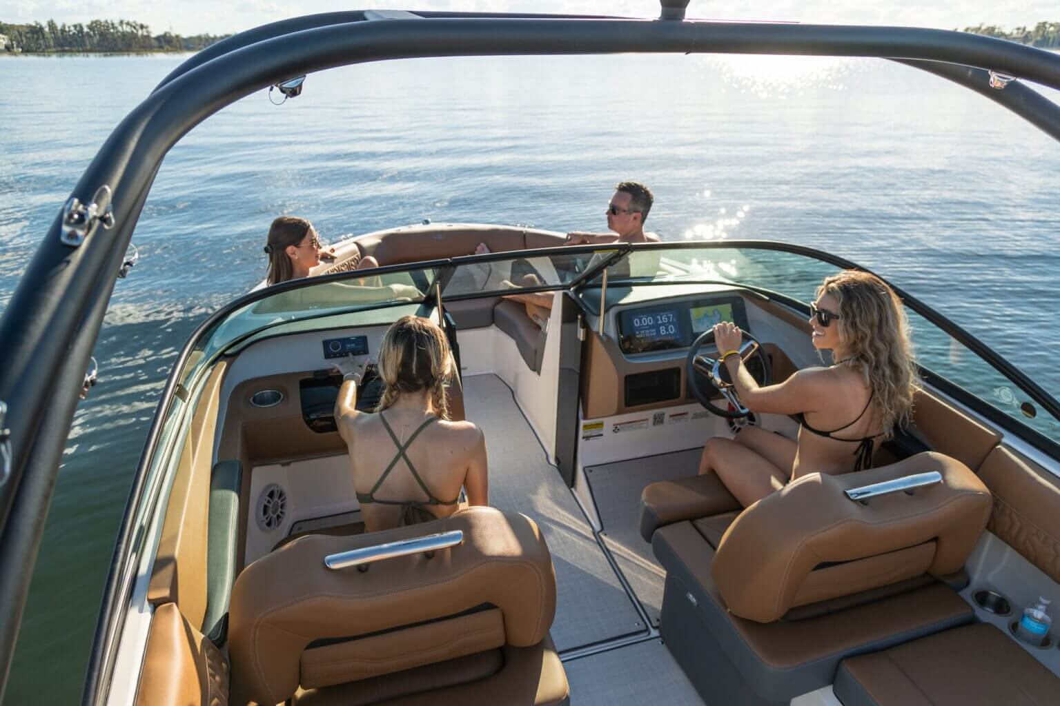 LS2_Ultimate_Lifestyle_24-4185-2k-1536x1024