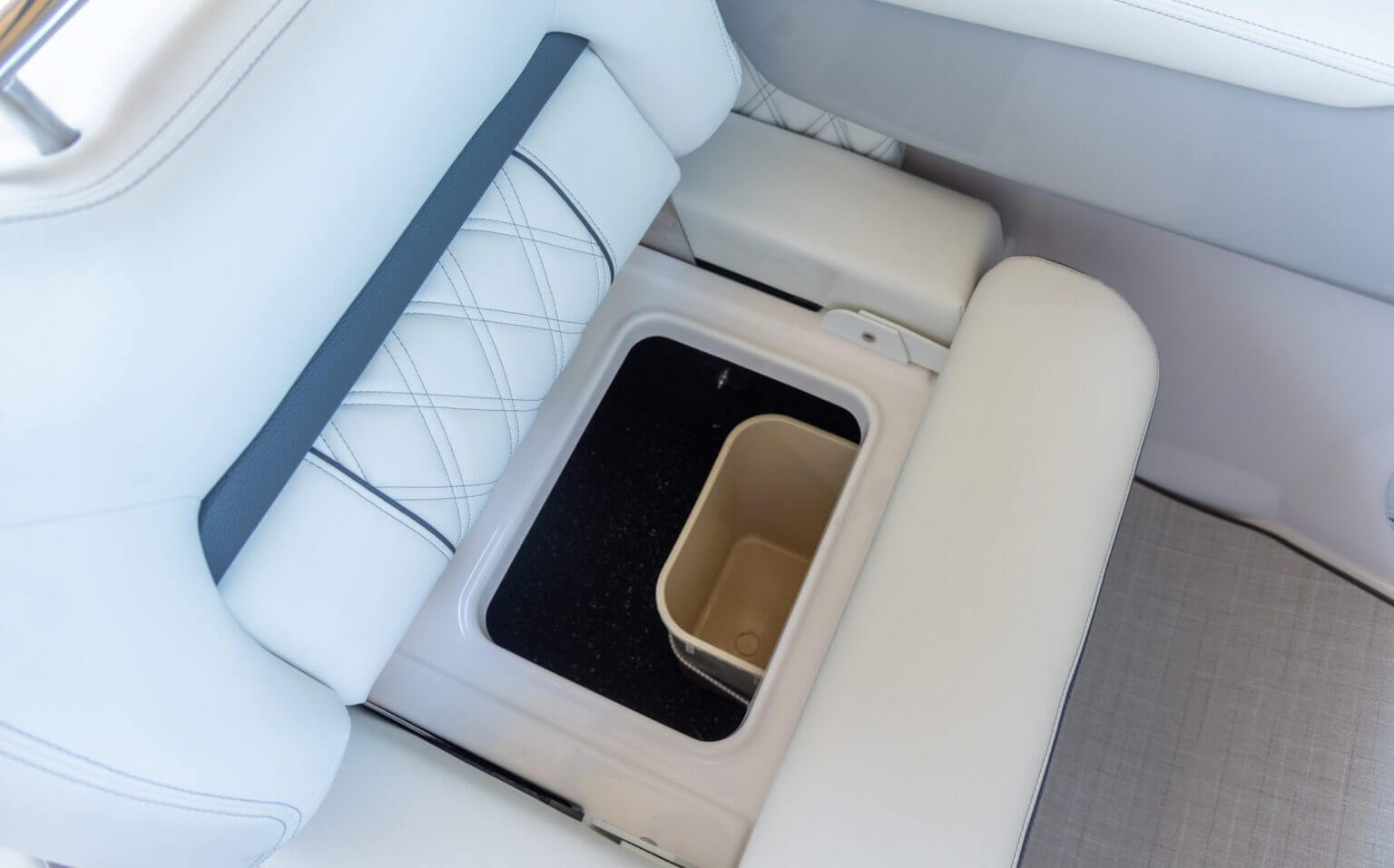 ls2_inset_20_143-2k-1536x957