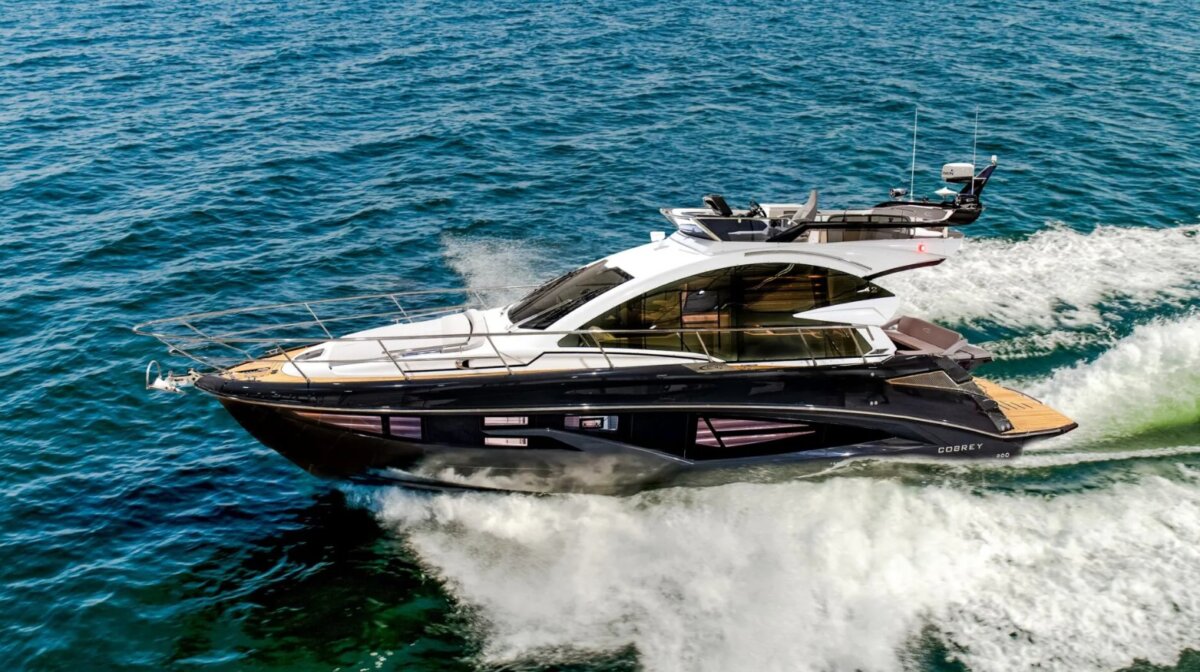 Cobrey 42 mit Liegeplatz am Bodensee Cobrey 42