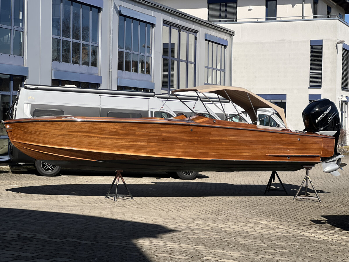 Swiss Craft Sedan Express Cruiser