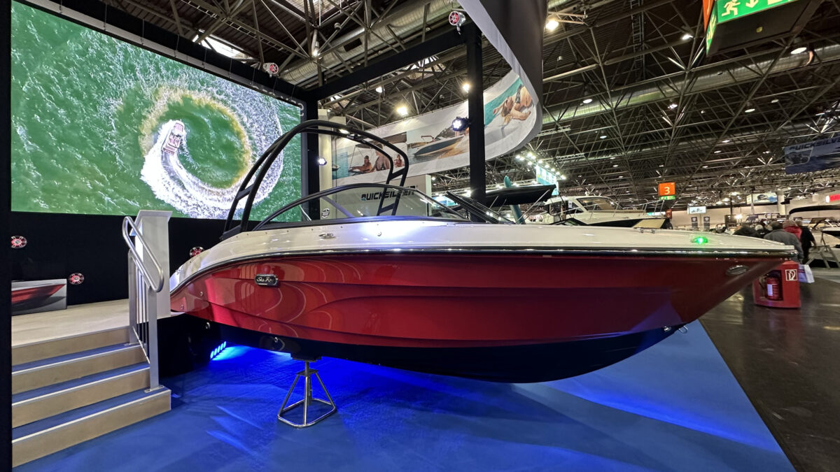 Sea Ray SPXE 210-NEW & Trailer (Lagerboot)