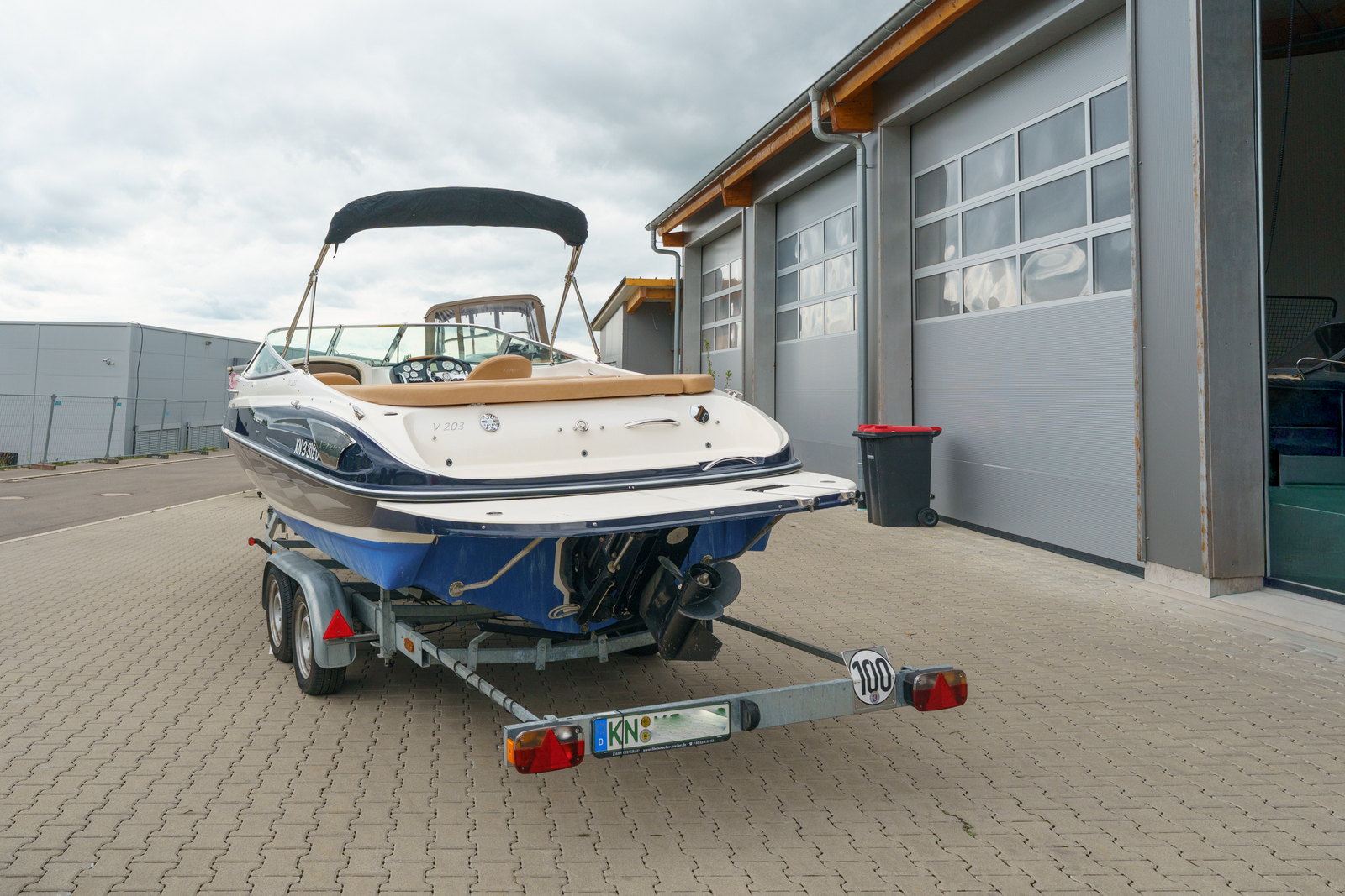 Heckansicht Trailer 2