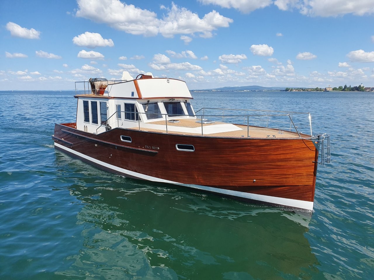 Martin 44 Motoryacht