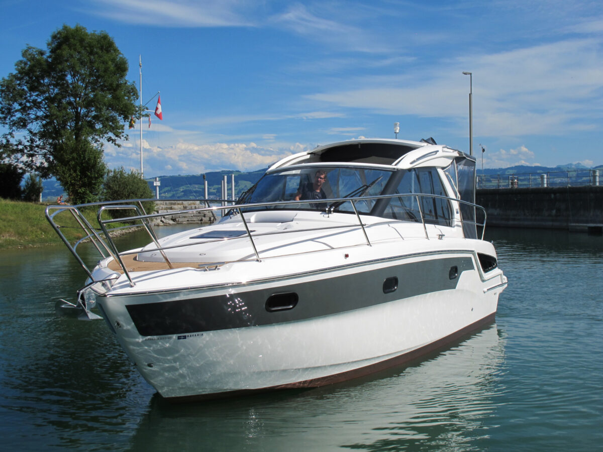 Bavaria S33 HT 